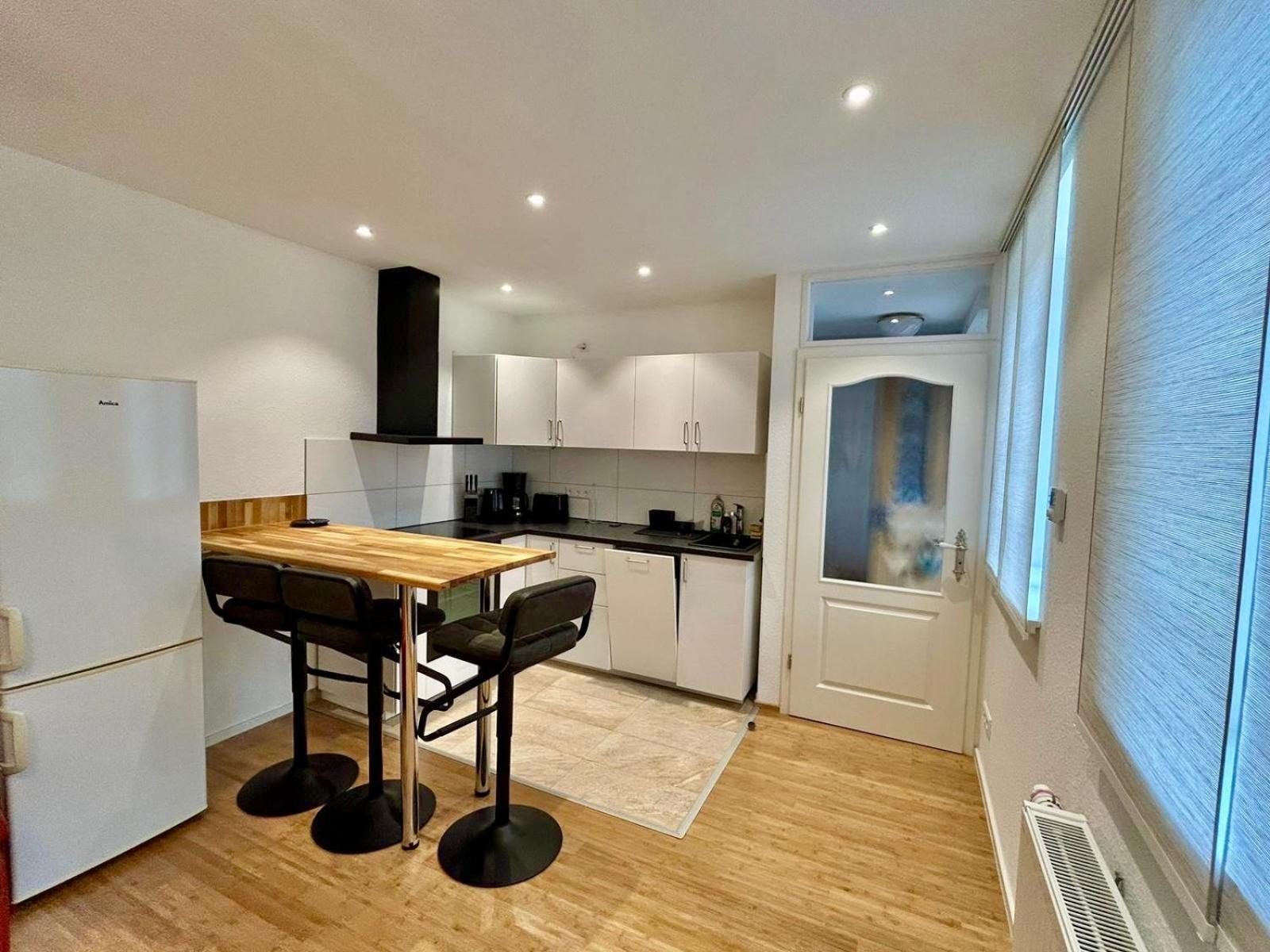 Exklusives Haus, Ruhig Gelegen Im Innenhof, Zentral, Lichtdurchflutet, 카를스루에 외부 사진