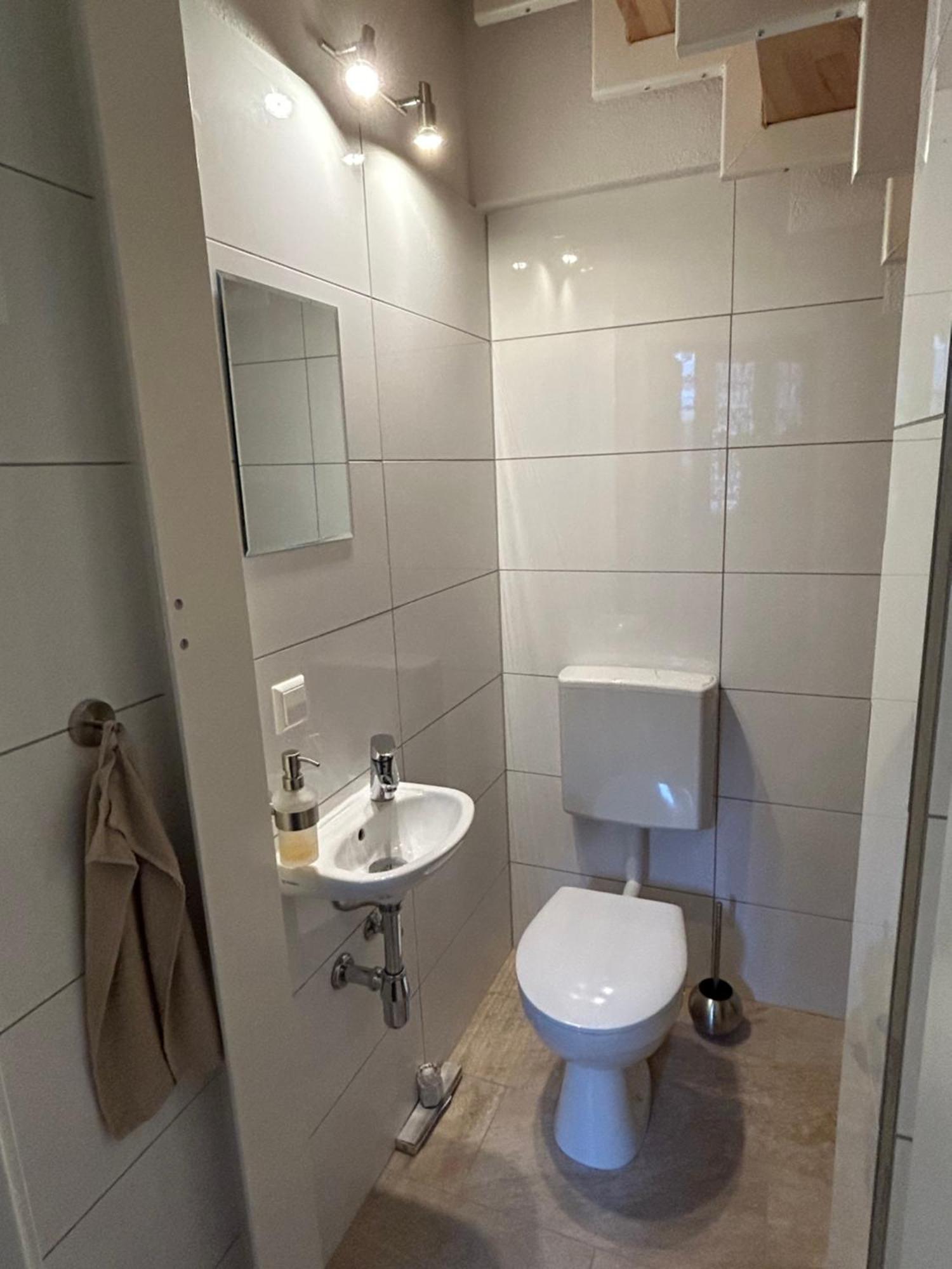 Exklusives Haus, Ruhig Gelegen Im Innenhof, Zentral, Lichtdurchflutet, 카를스루에 외부 사진
